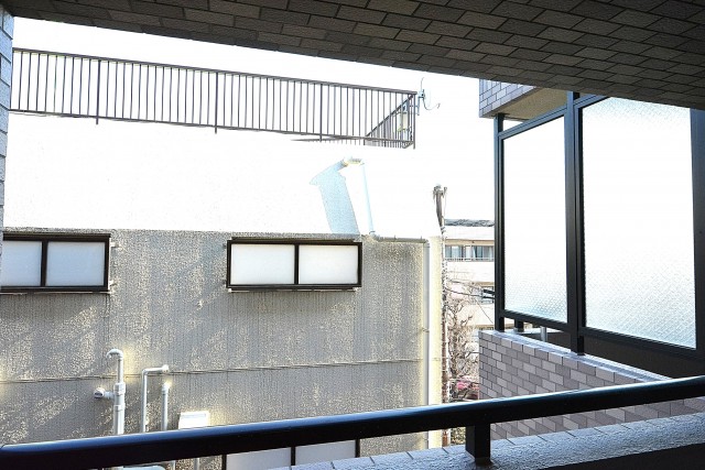 アルカサル世田谷上町　約5.8帖洋室のバルコニー眺望