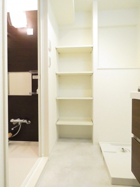 アイビハイツ南品川　洗面室収納