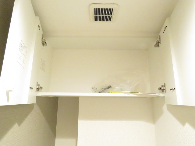 アイビハイツ南品川　トイレ収納