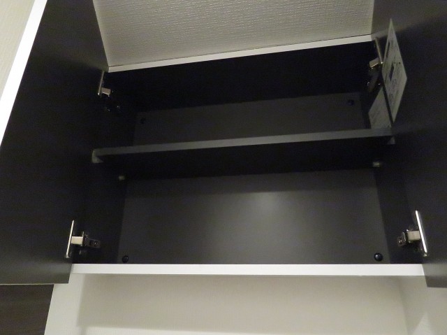 デボスハイツ　トイレ収納