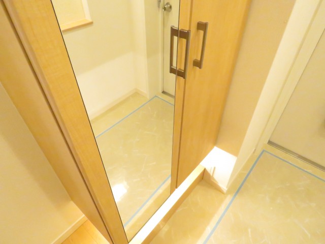 クレール八幡山　シューズBOX