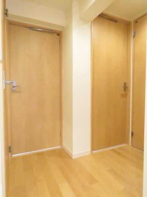 クレール八幡山　廊下