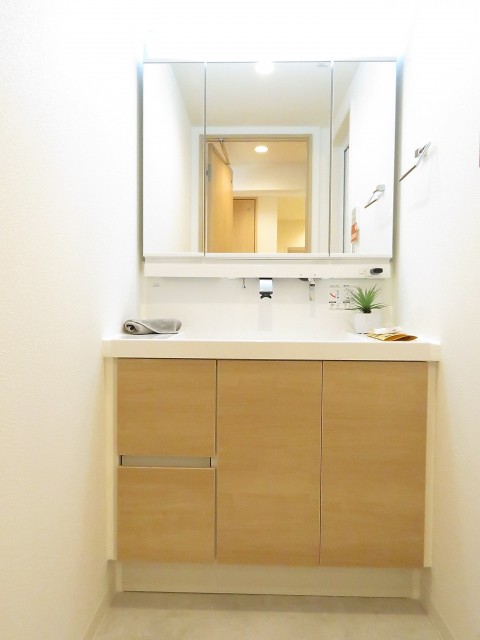 クレール八幡山　洗面化粧台