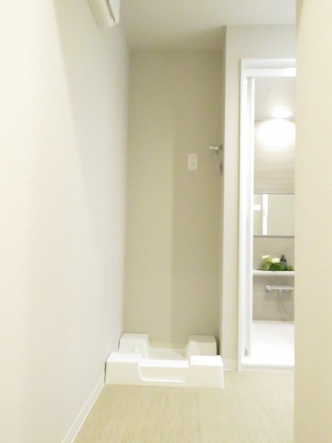 平河町リリエンハイム　洗濯機置場