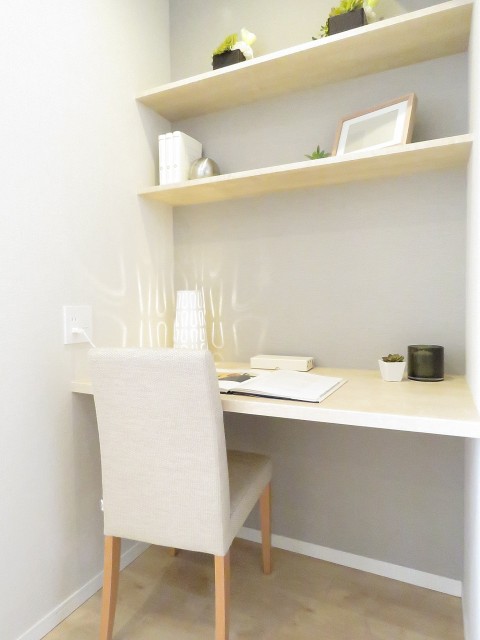 上北沢五丁目パーク・ホームズ　デスク
