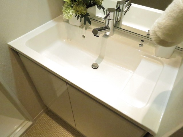 平河町リリエンハイム　洗面化粧台