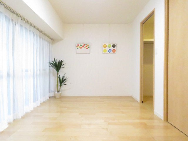 平河町リリエンハイム　洋室約7.8帖