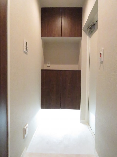 サンハイム永田町　玄関ホール