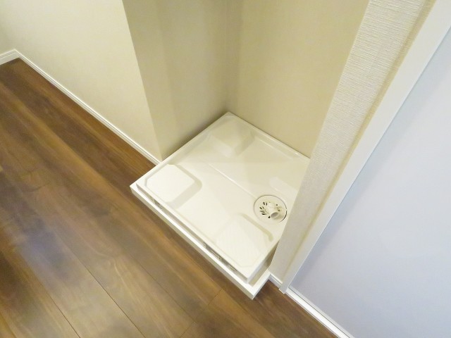 サンハイム永田町　洗濯機置場