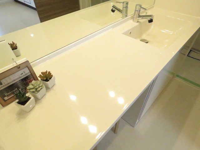デボスハイツ　洗面化粧台