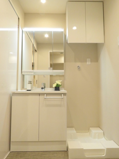 アルテール新宿　洗面室