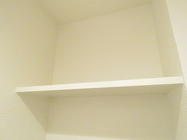 ソルシェ月島　トイレ棚