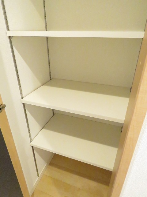 ソルシェ月島　収納