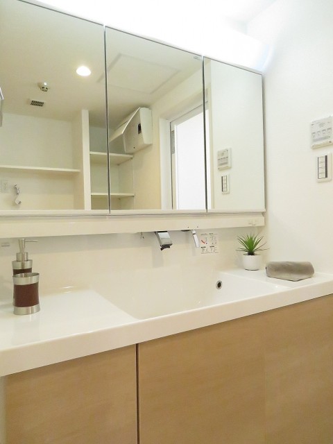 ソルシェ月島　洗面化粧台