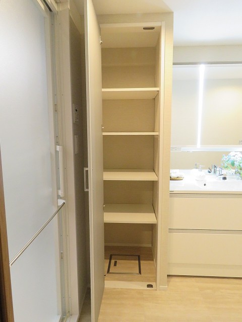 藤和渋谷常盤松ホームズ　リネン庫