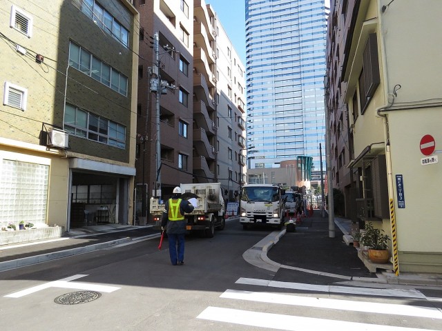 セザールアクアフロント勝どきイースト　前面道路