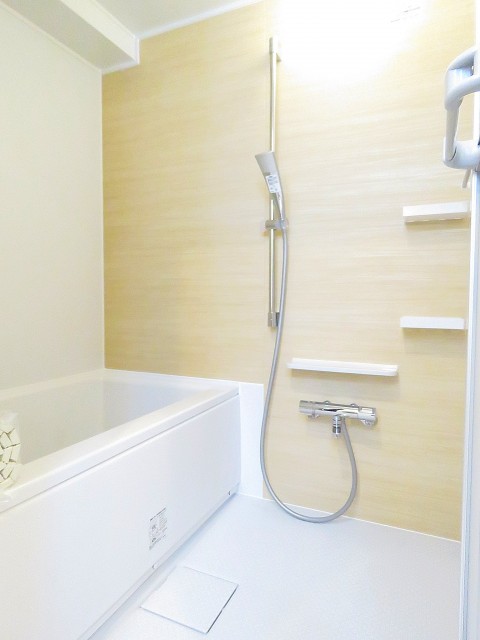 モンターニュ目黒中町　バスルーム