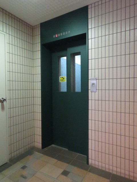 モンターニュ目黒中町　エレベーター