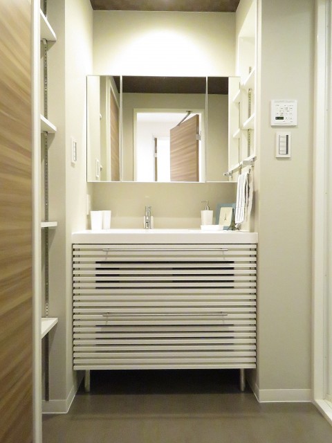 コスモ世田谷下馬　洗面化粧台