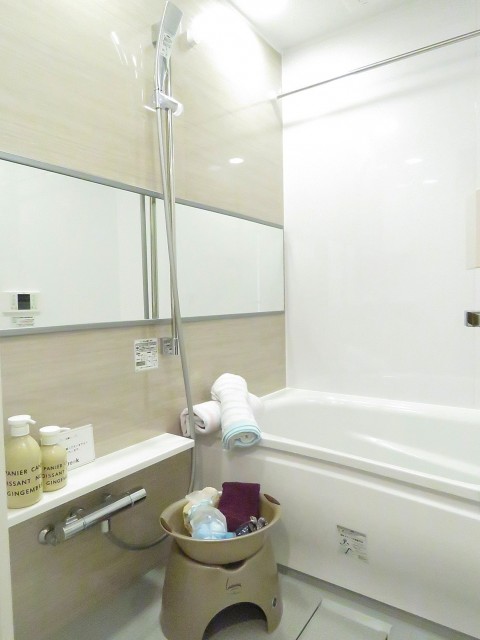 コスモ世田谷下馬　バスルーム