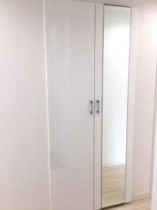ラインコーポ箱崎 (18)-2玄関正面の観音開きの扉
