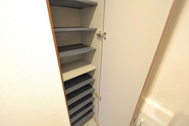 池ノ上グロリアハイツ 玄関