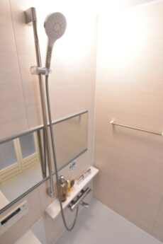 バロール代々木 浴室
