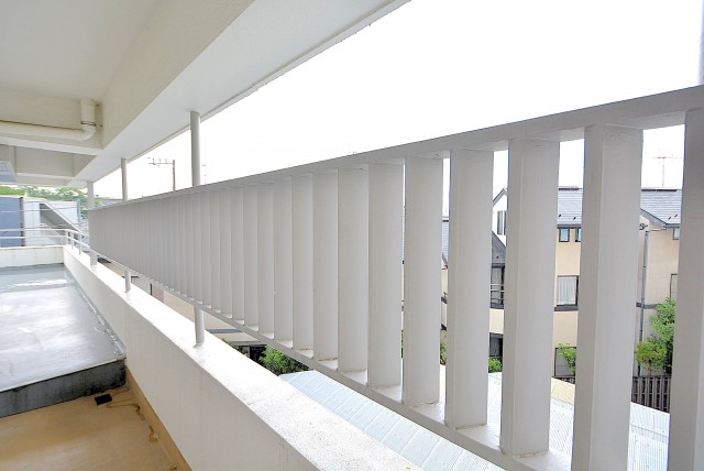 ③ウエスト経堂マンション 玄関