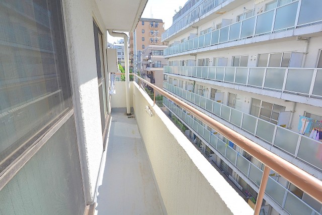 ライオンズマンション神楽坂第２ バルコニー
