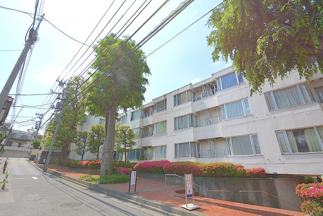 パイロットハウス北新宿 外観