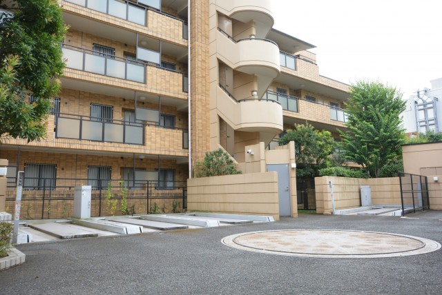 アトラス二子玉川園 駐車場