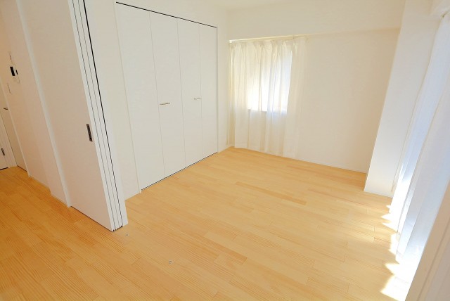 ライオンズマンション神楽坂第２ 洋室