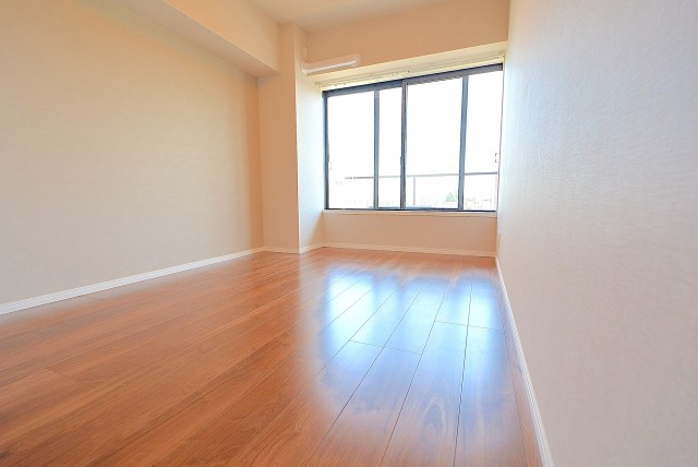 自由ヶ丘ハイタウン 洋室１