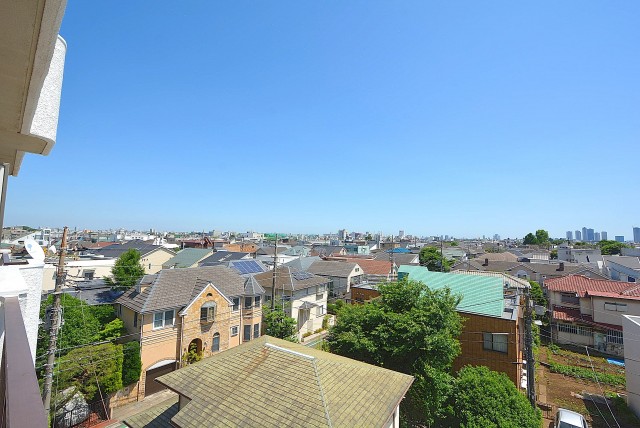 自由ヶ丘ハイタウン バルコニー