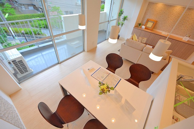 ウエスト経堂マンション LD