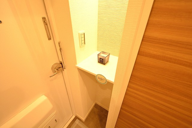 ③ウエスト経堂マンション 玄関