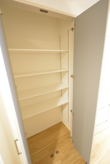 芝公園アビタシオン 廊下収納