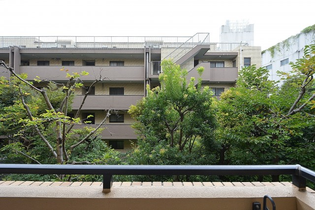 アトラス二子玉川園 バルコニー