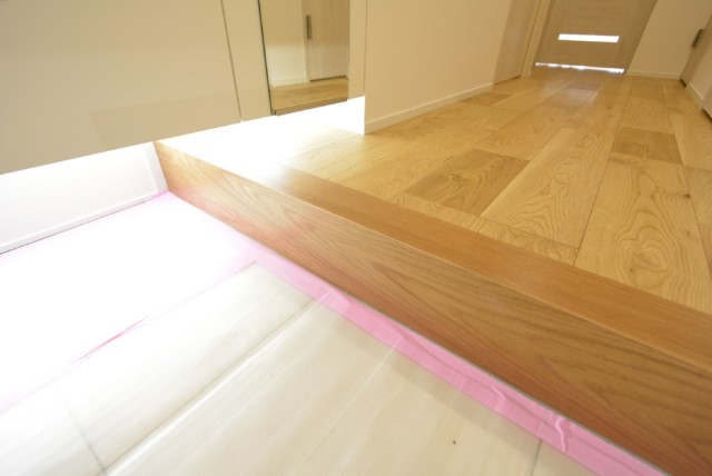 芝公園アビタシオン 玄関