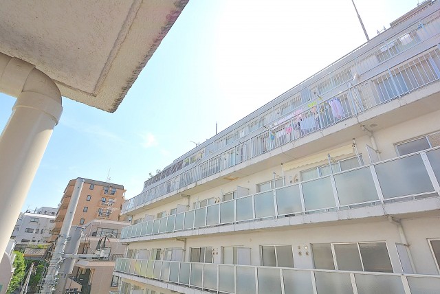 ライオンズマンション神楽坂第２ バルコニー