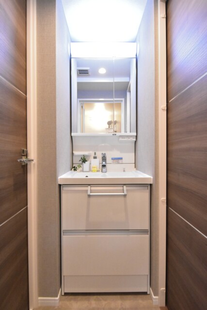 バロール代々木 洗面室