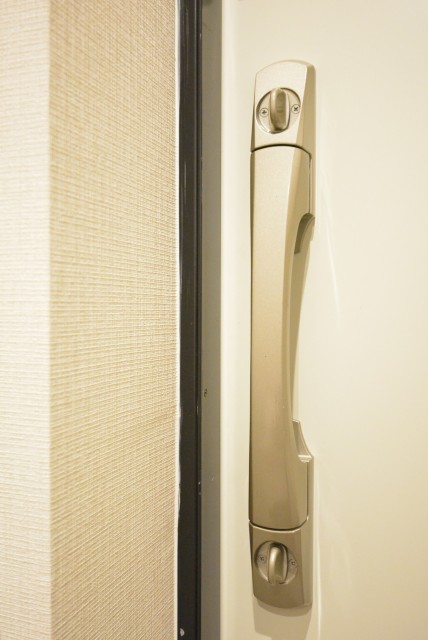 秀和第二南平台レジデンス 玄関