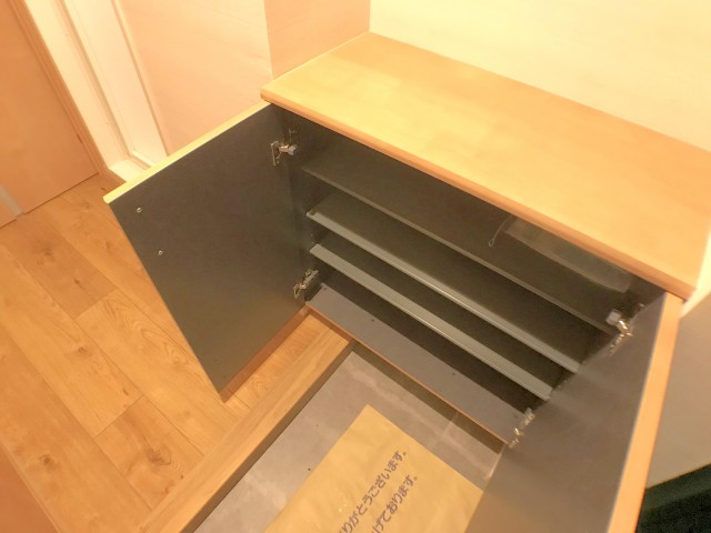 東建島津山南ハイツ 玄関