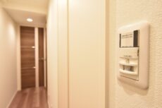 バロール代々木 玄関