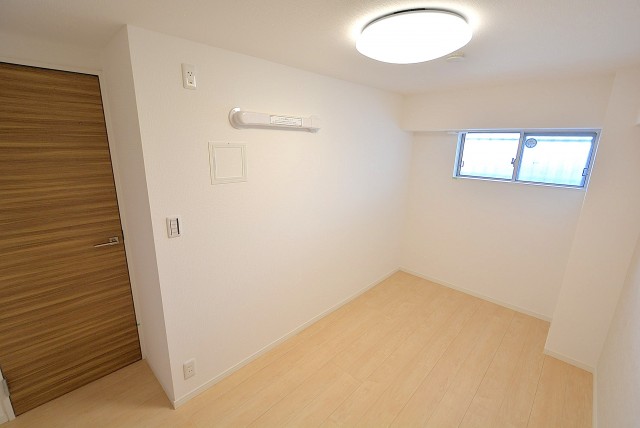 ③ウエスト経堂マンション 洋室３