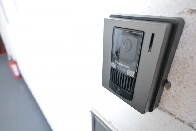 秀和第二南平台レジデンス 玄関