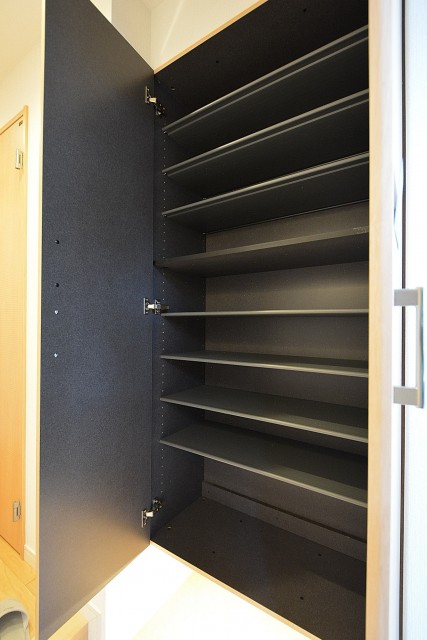 コスモ目黒長者丸　シューズBOX