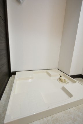 クレッセント目黒Ⅱ403　洗濯機置場