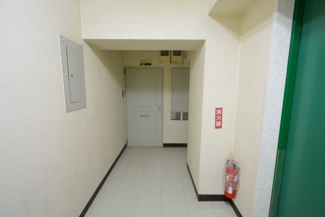 中銀南青山マンシオン202　廊下