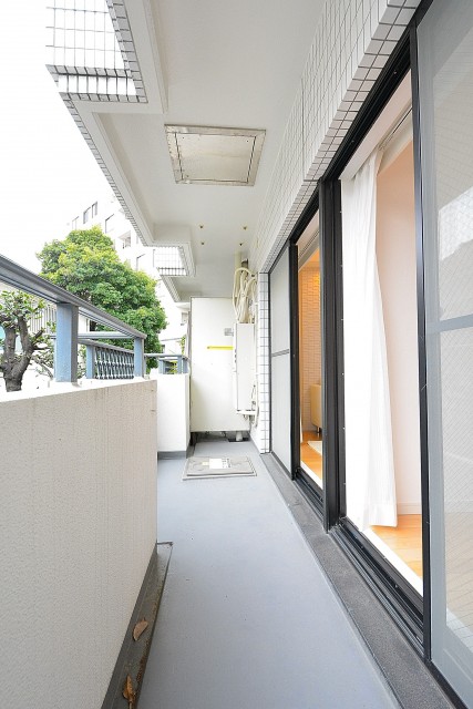 コスモ目黒長者丸　バルコニー